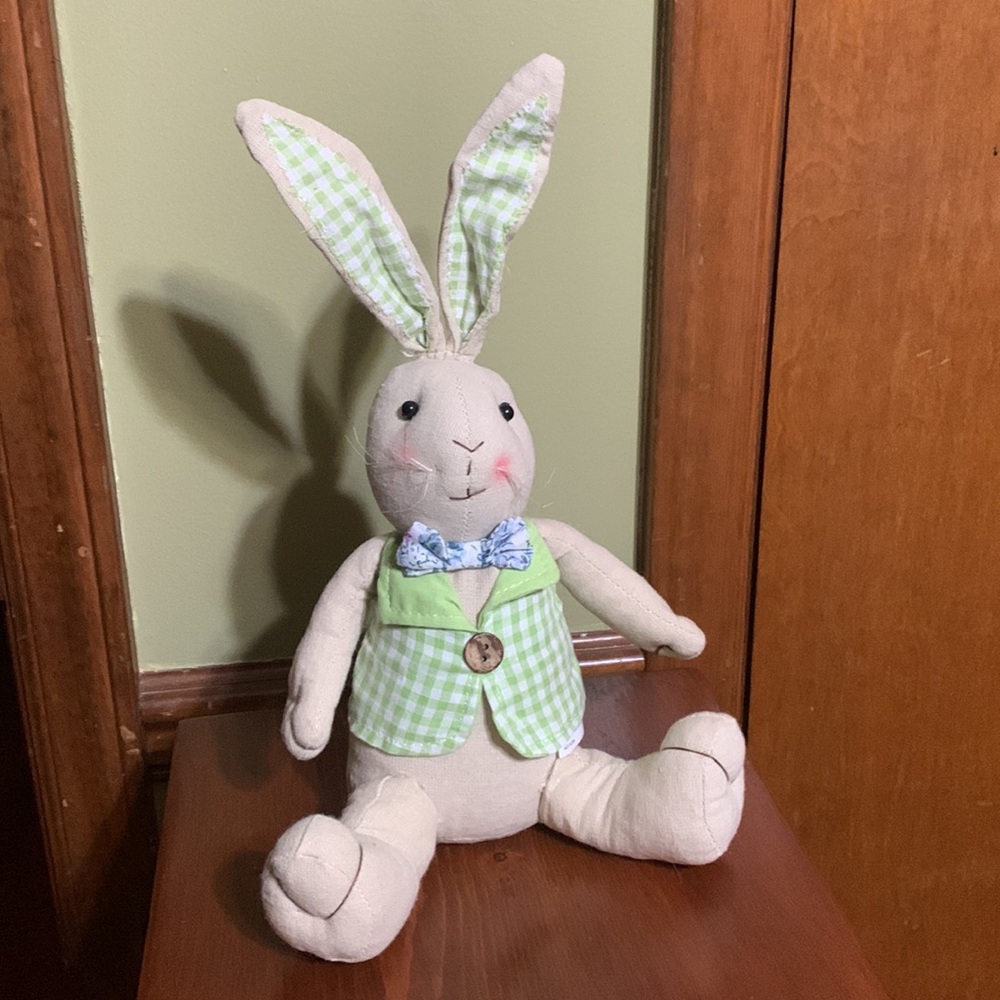EASTER-Peter Rabbit & Spring Lamb - New Condition/ For Decorative Purposes Only! - Picture 9 of 16